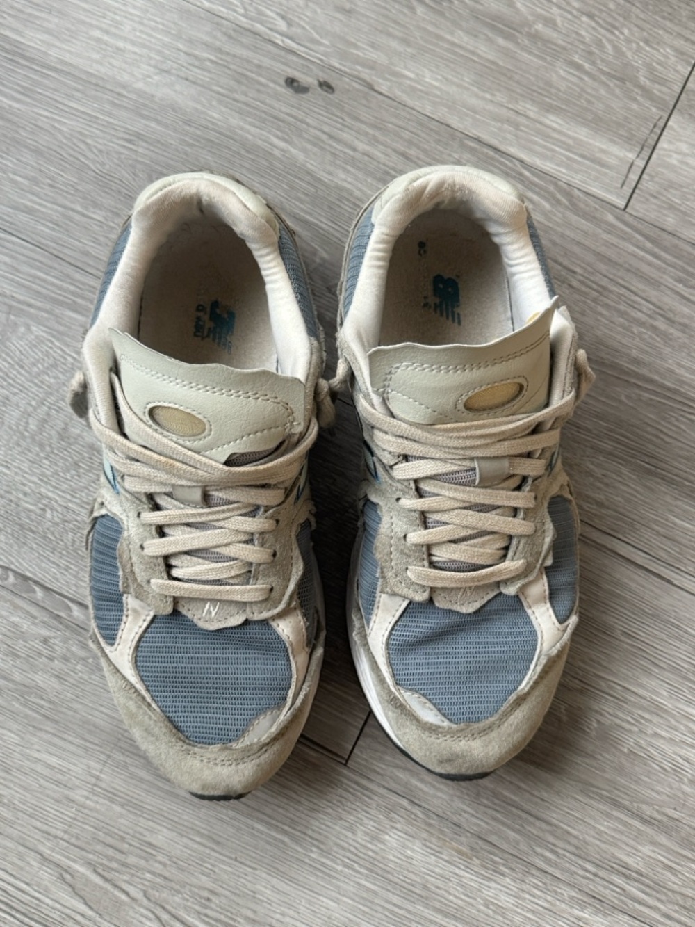 New Balance Cream and Yellow Running Sneakers